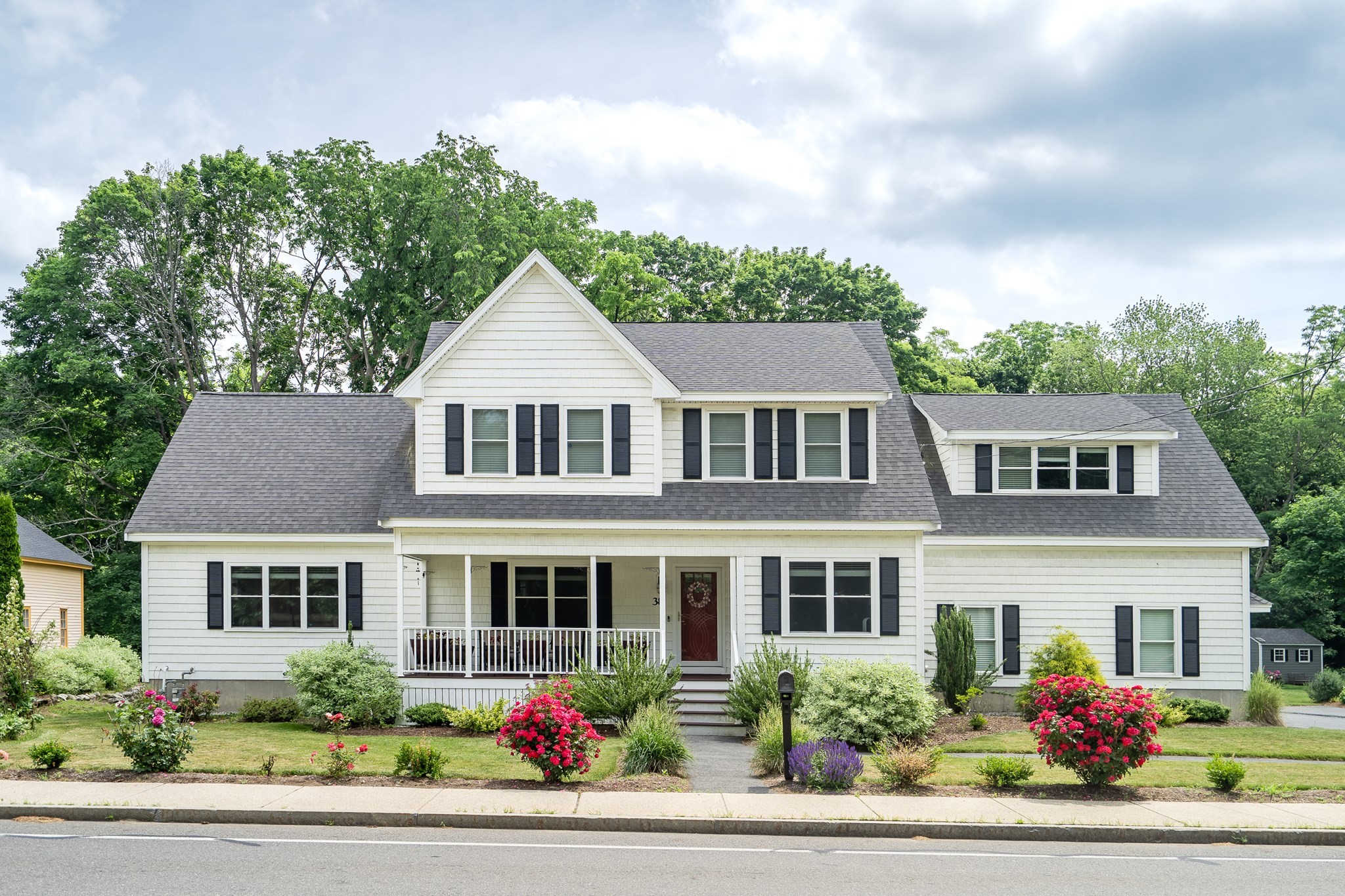 38 Concord Road Billerica, MA 01821 - Photo 2 of 42 Gallery Image 2