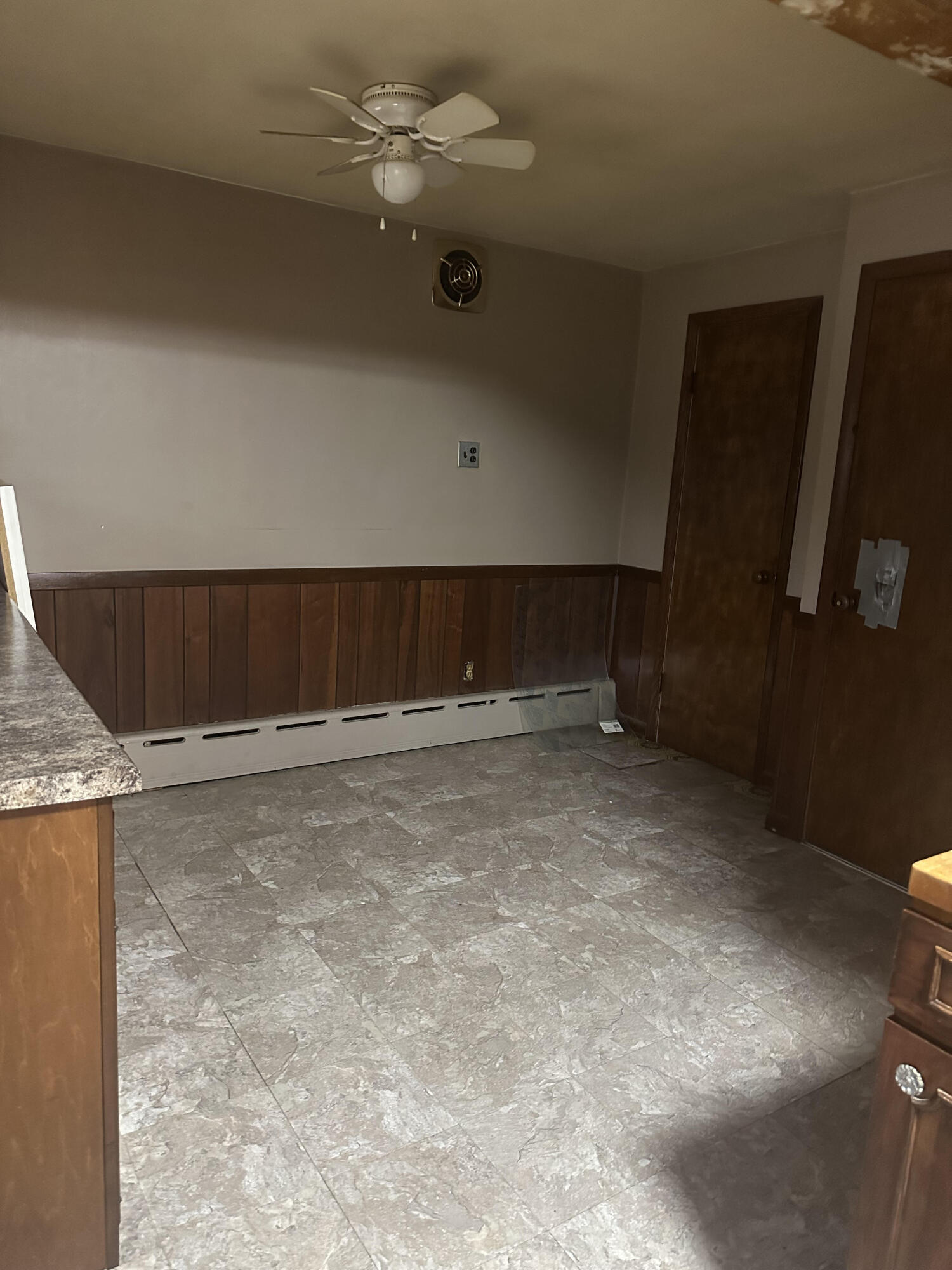 5489 Clem Road Portage, IN 46368 - Photo 34 of 48 1500x2000