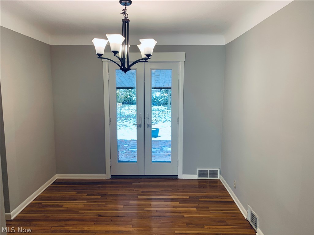 1339 Sunview Road Lyndhurst, OH 44124 - Photo 10 of 18