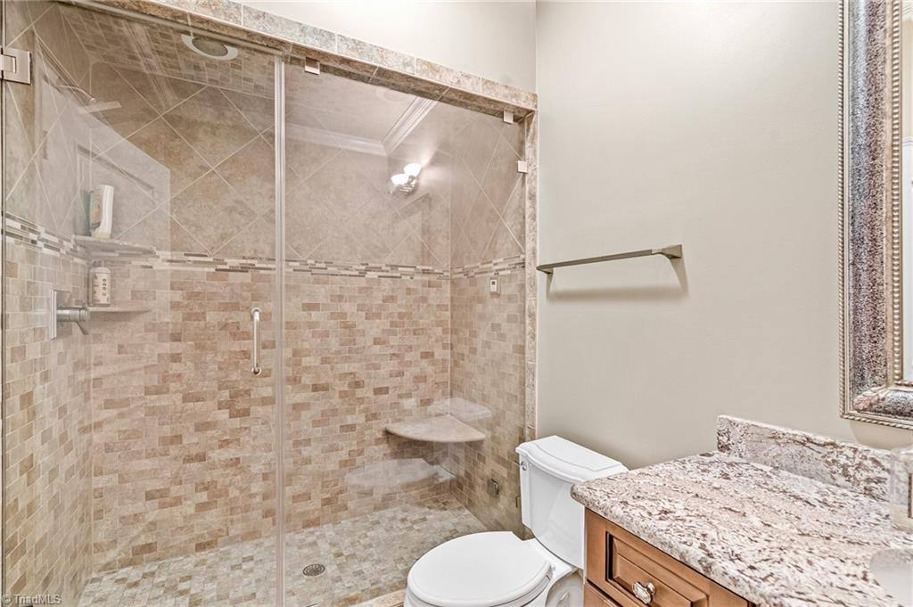 636 Lee Road Thomasville, NC 27360 - Photo 28 of 46 Cute loft in one of the bedrooms
