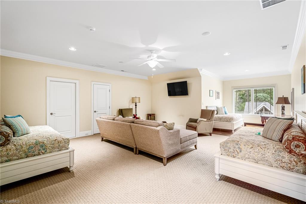 636 Lee Road Thomasville, NC 27360 - Photo 29 of 46