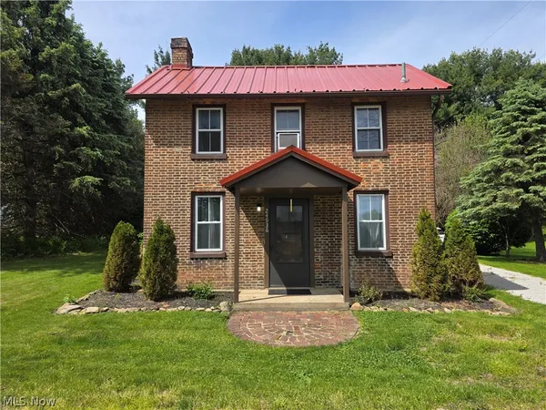 $129,000 | 24936 Canal Street, East Rochester, OH 44625