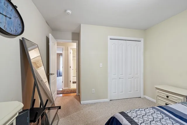a view of an entryway with furniture