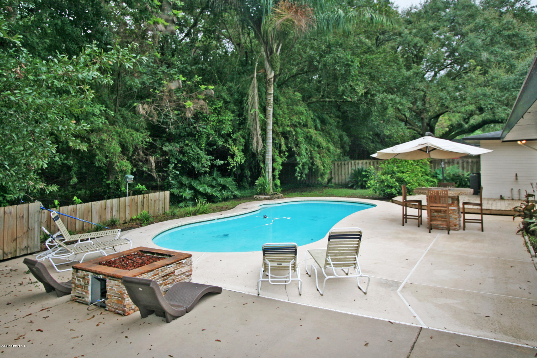 5709 Salerno Road Jacksonville, FL 32244 - Photo 20 of 24 Pool