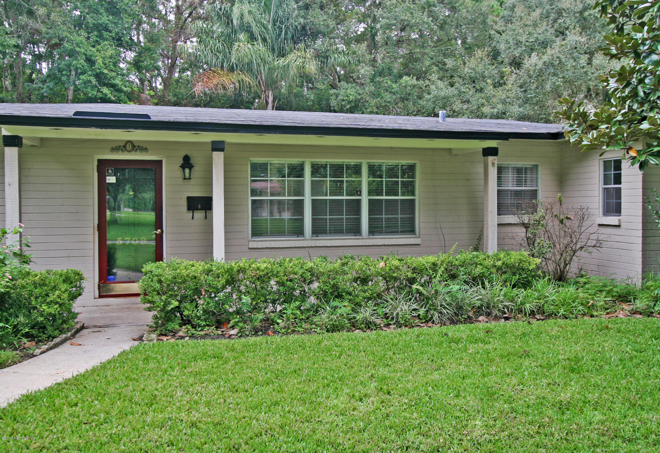 5709 Salerno Road Jacksonville, FL 32244 - Photo 2 of 24 Front Entry