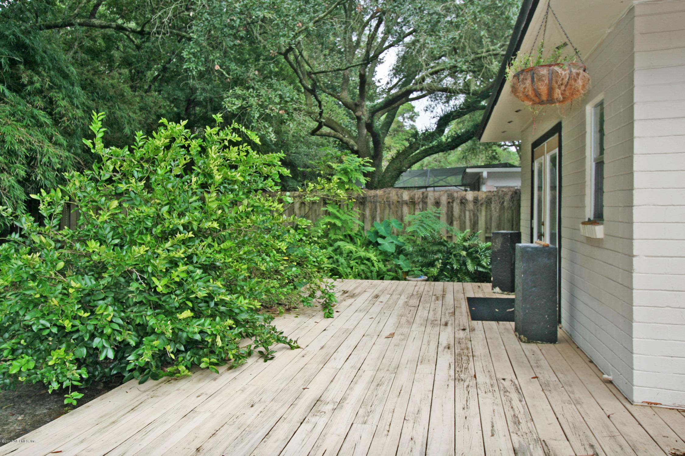 5709 Salerno Road Jacksonville, FL 32244 - Photo 22 of 24 Deck