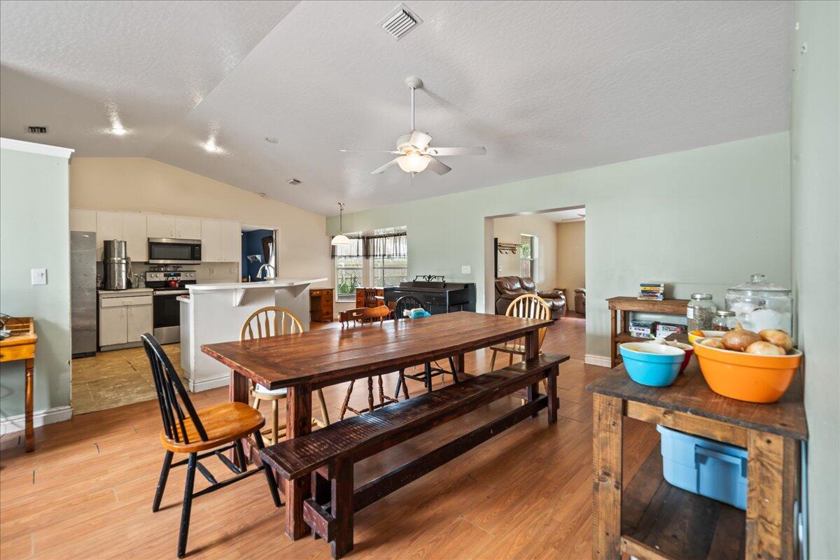 7272 Achilles Road Cocoa, FL 32927 - Photo 9 of 30 10-untitled-24