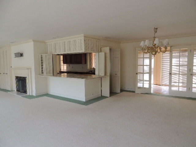 231 Dewey Road Inverness, IL 60067 - Photo 6 of 22