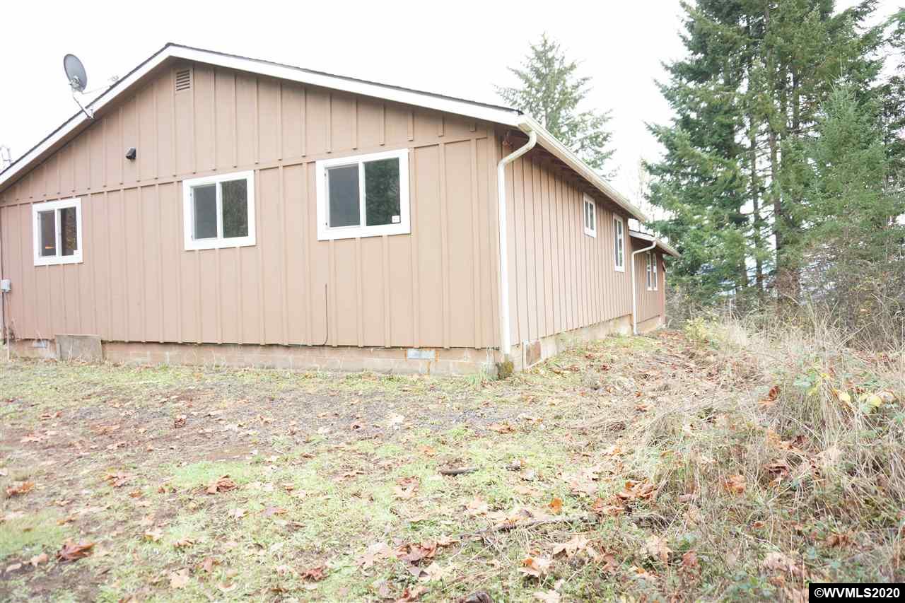 28677 Ridgeway Road Sweet Home, OR 97386 - Photo 6 of 17 Gallery Image 6