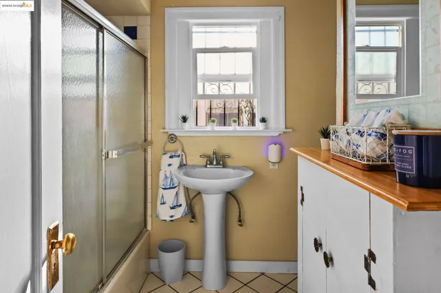 $525,000 | 2527 84th Avenue, Oakland, CA 94605