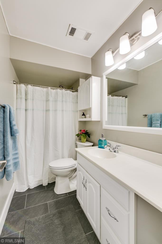 11207 Xavier Road Bloomington, MN 55437 - Photo 19 of 23 Gallery Image 19