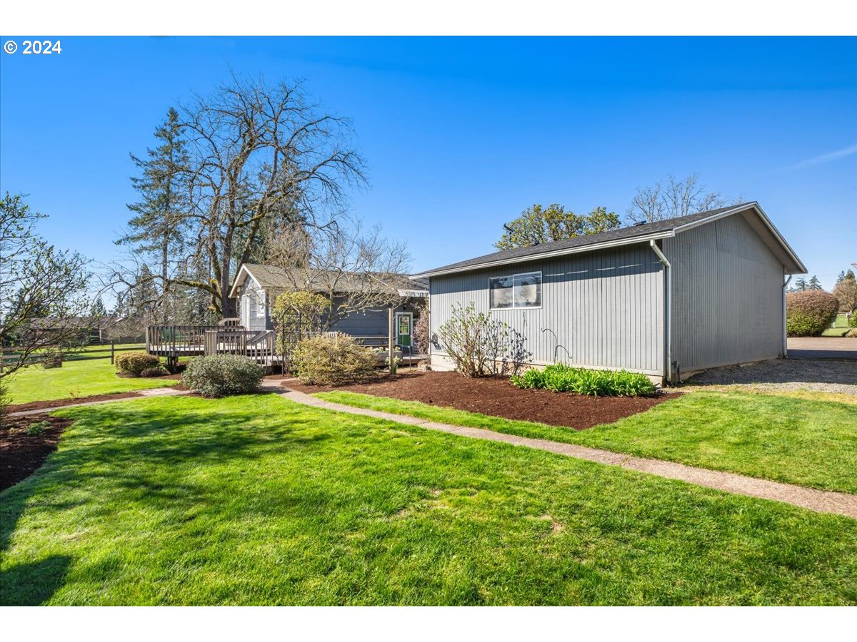 20676 South South End Road Oregon City, OR 97045 - Photo 40 of 48 Gallery Image 40