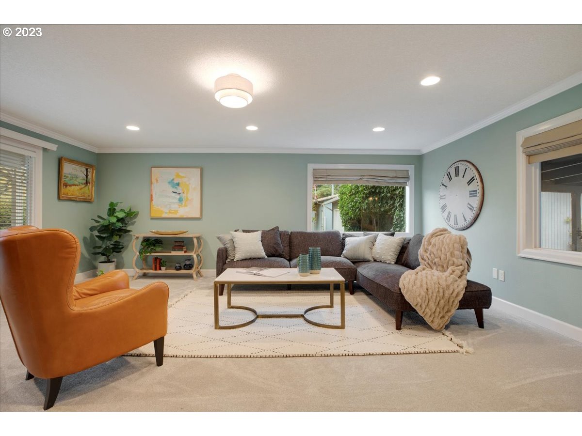 20676 South South End Road Oregon City, OR 97045 - Photo 7 of 48 Gallery Image 7