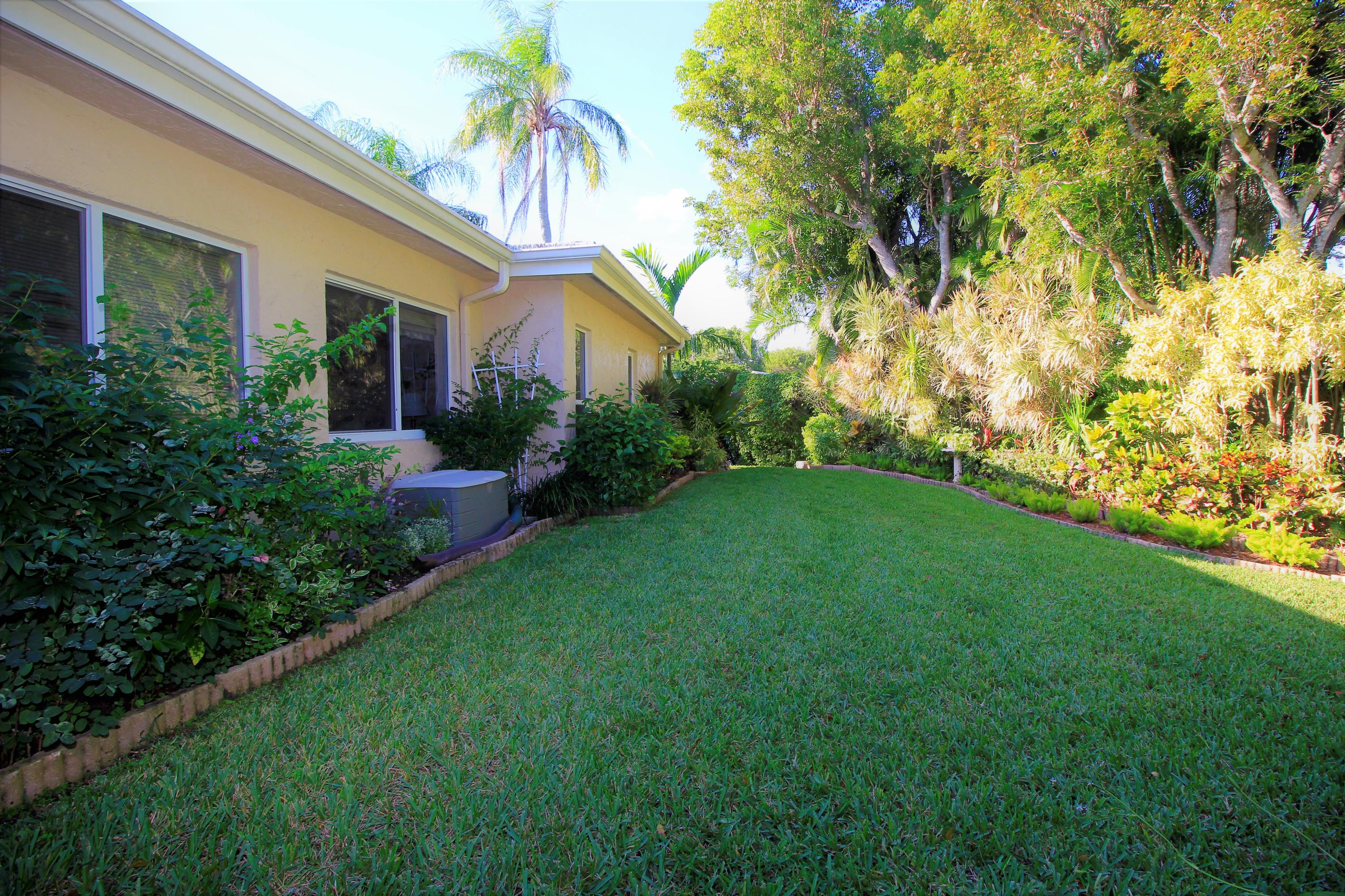 7764 Cloverfield Circle Boca Raton, FL 33433 - Photo 6 of 34 7764 outdoor backyard_2