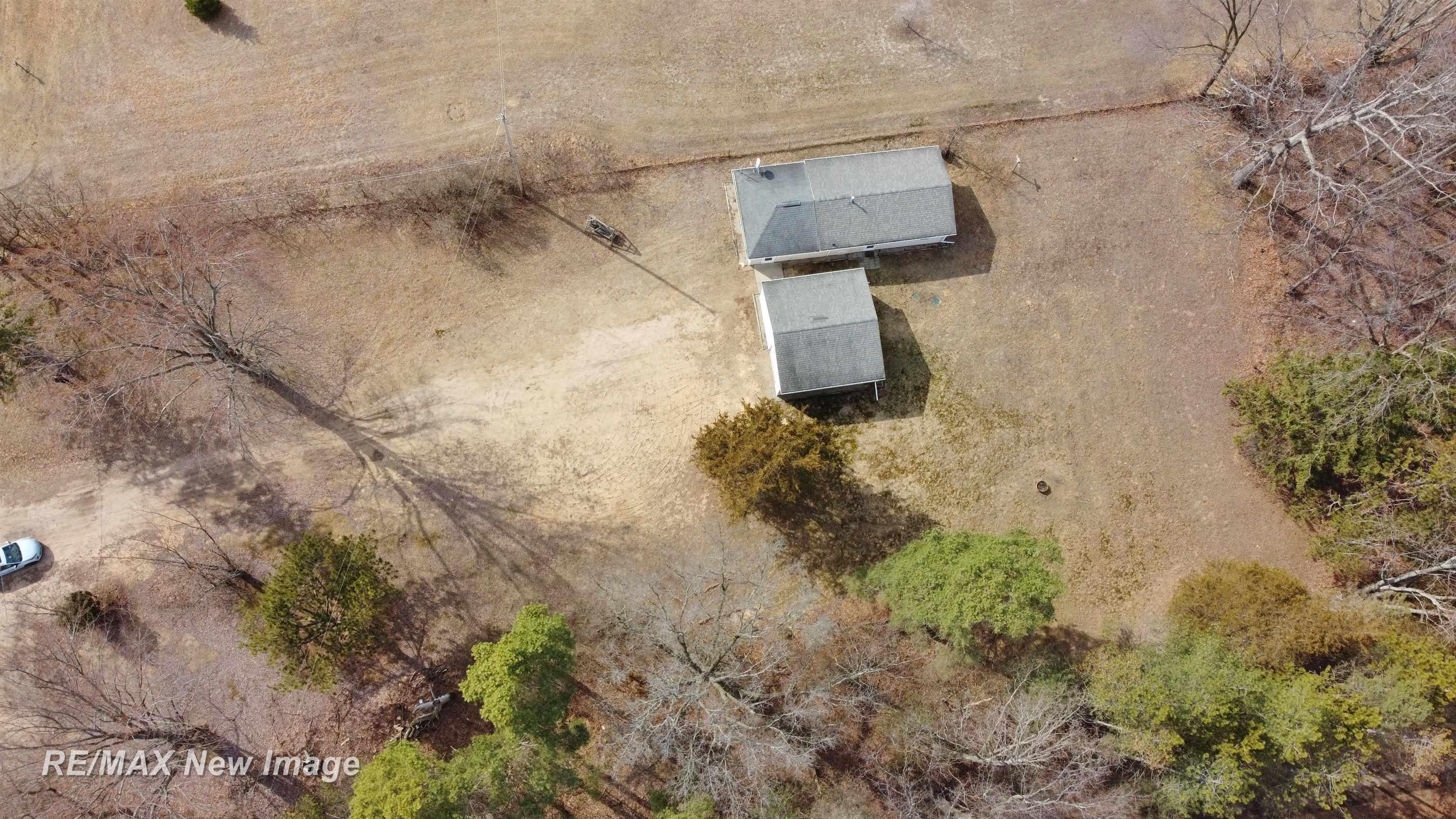 12000 Lakefield Road St. Charles, MI 48655 - Photo 32 of 39 50168912-6fcf5747-ef1c-4cc1-aa5f-e74d6a743308.JPG