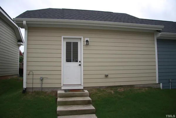 $2,200 | 1013 Semora Lane, Morrisville, NC 27560
