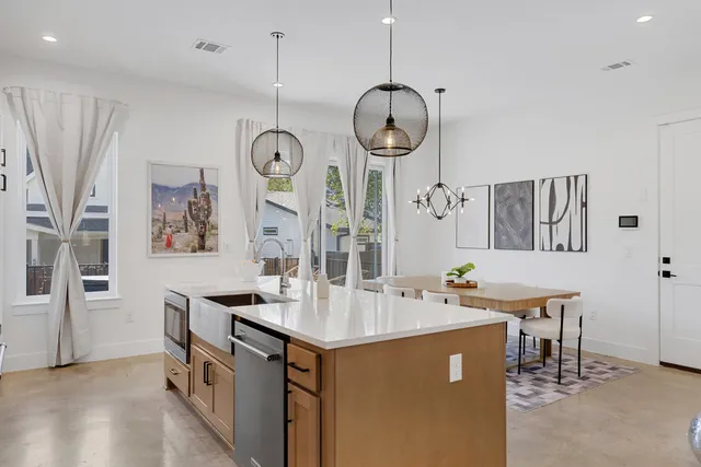 $799,000 | 5007 Lott Avenue, Unit 1, Austin, TX 78721