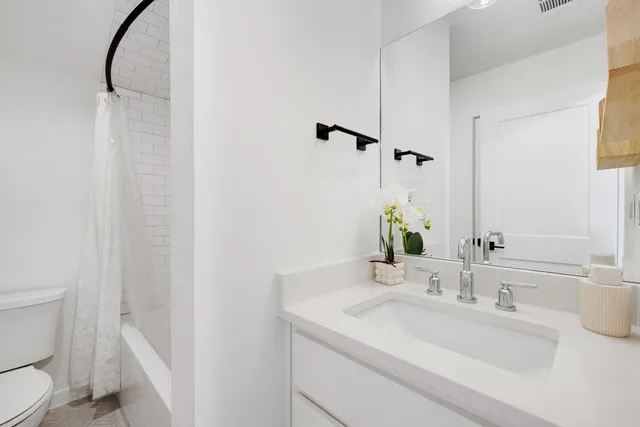 $799,000 | 5007 Lott Avenue, Unit 1, Austin, TX 78721