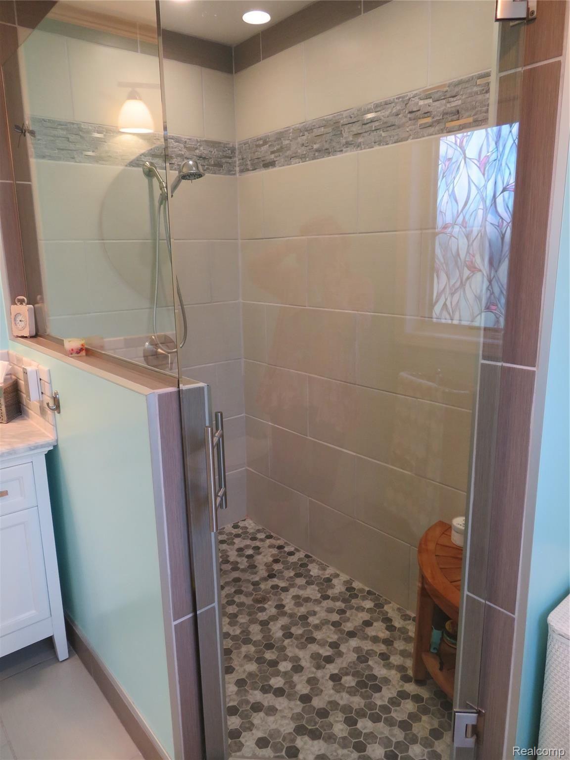 1433 Reid Road Grand Blanc, MI 48439 - Photo 18 of 45 IMG_1135.JPG