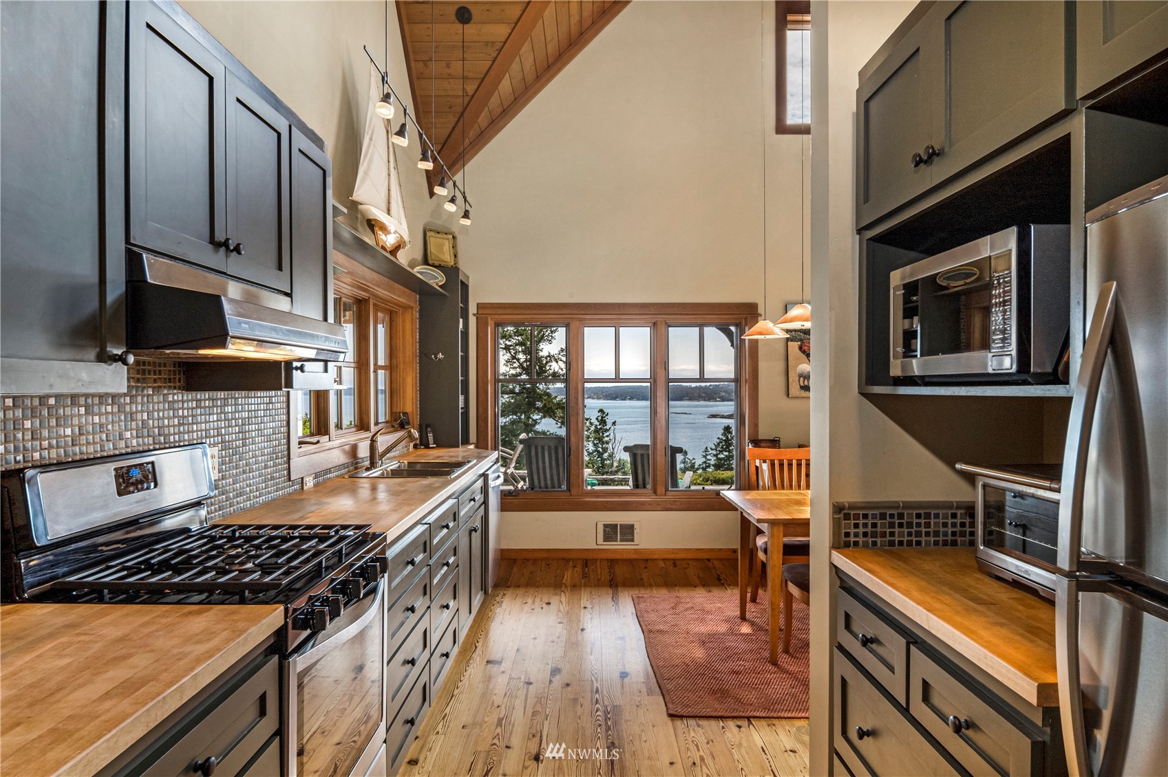 381 Covey Run Road Friday Harbor, WA 98250 - Photo 27 of 40 Gallery Image 27
