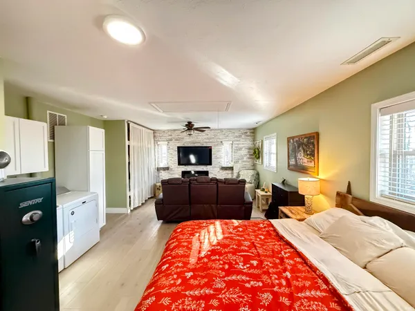 $229,000 | 2072 East 300 South, Washington, IN 47501