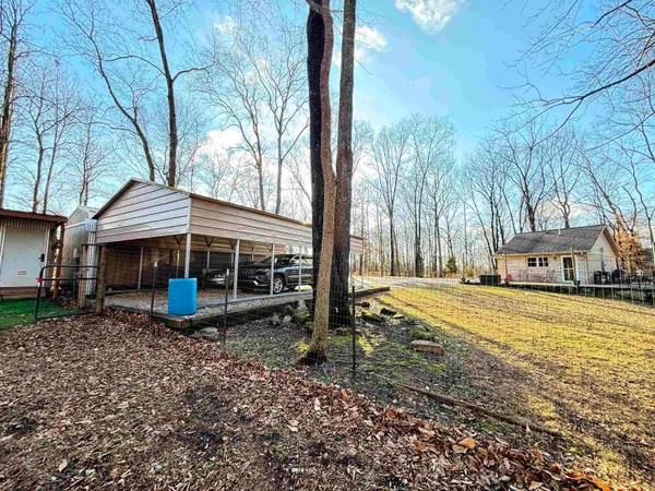 $229,000 | 2072 East 300 South, Washington, IN 47501