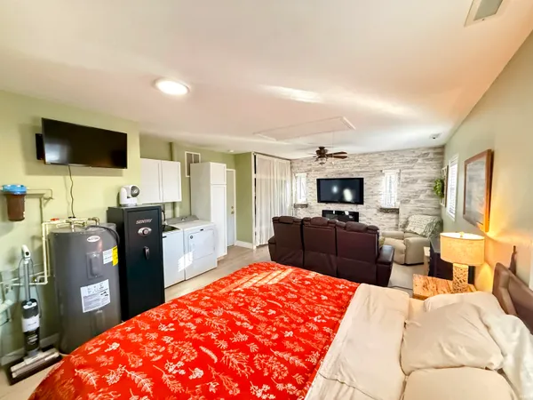 $229,000 | 2072 East 300 South, Washington, IN 47501