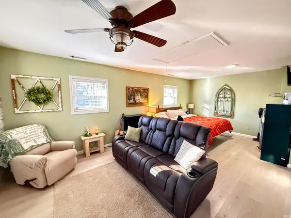 $229,000 | 2072 East 300 South, Washington, IN 47501