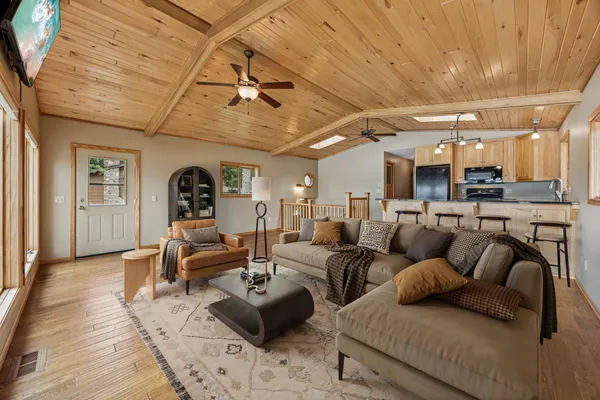 $900,000 | 36945 Delta Bay Road, Pine River, MN 56474