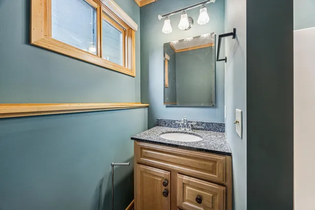 $900,000 | 36945 Delta Bay Road, Pine River, MN 56474