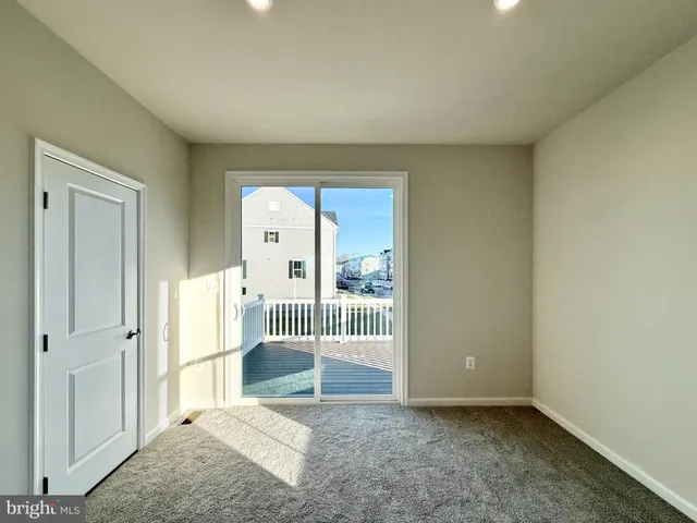 $2,800 | 9366 Tanfield Drive, Fredericksburg, VA 22408