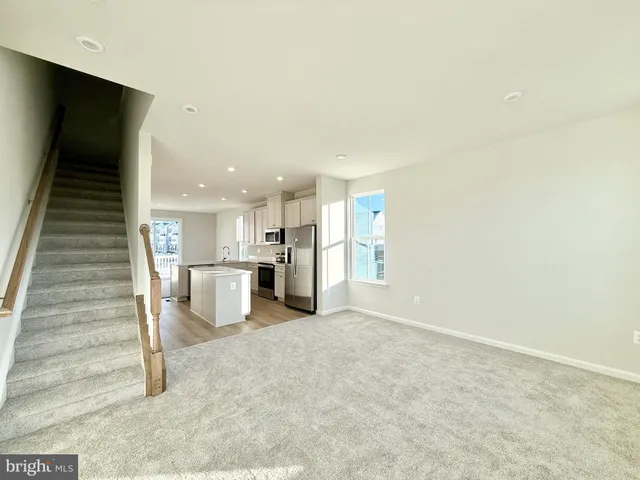 $2,800 | 9366 Tanfield Drive, Fredericksburg, VA 22408