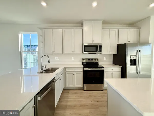$2,500 | 9366 Tanfield Drive, Fredericksburg, VA 22408