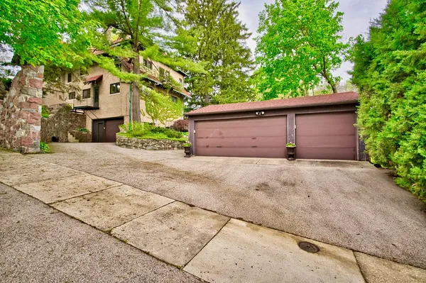 $1,375,000 | 104 North Julian Street, Naperville, IL 60540