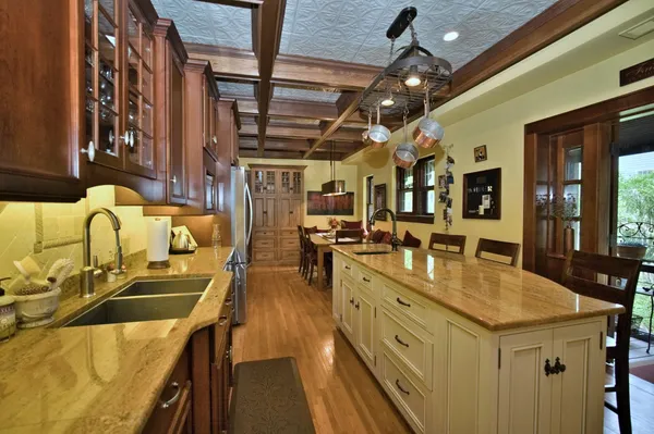 $1,375,000 | 104 North Julian Street, Naperville, IL 60540