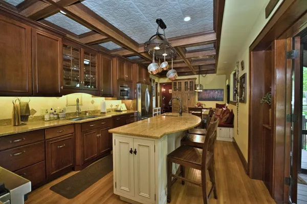 $1,375,000 | 104 North Julian Street, Naperville, IL 60540