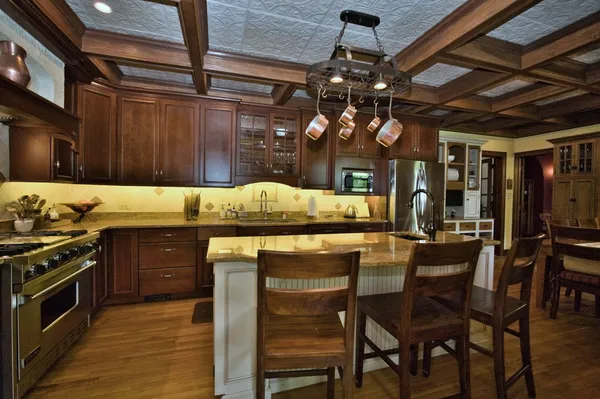 $1,375,000 | 104 North Julian Street, Naperville, IL 60540