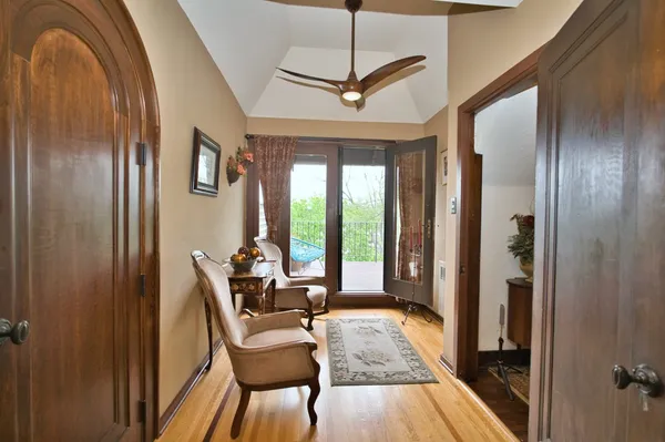 $1,375,000 | 104 North Julian Street, Naperville, IL 60540