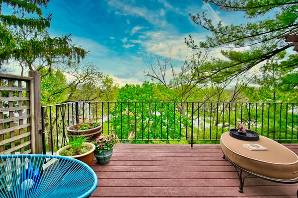 $1,375,000 | 104 North Julian Street, Naperville, IL 60540