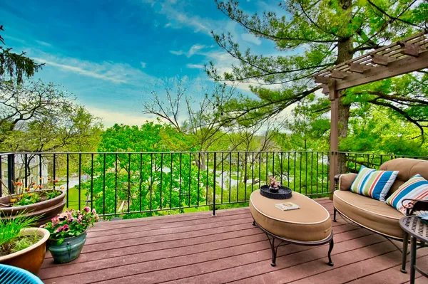 $1,375,000 | 104 North Julian Street, Naperville, IL 60540