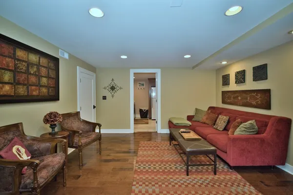 $1,375,000 | 104 North Julian Street, Naperville, IL 60540