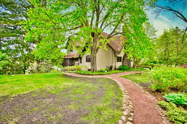 $1,375,000 | 104 North Julian Street, Naperville, IL 60540