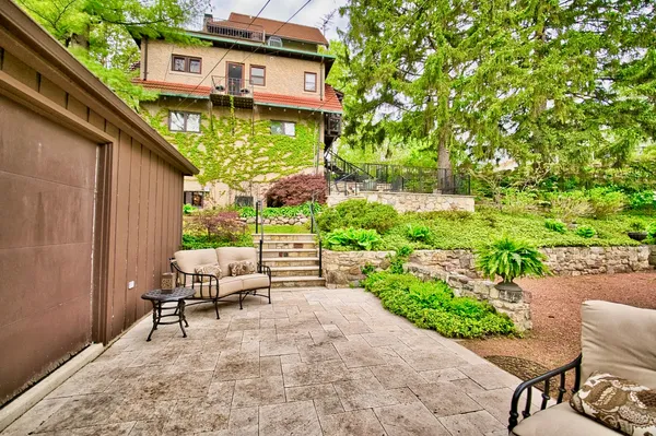 $1,375,000 | 104 North Julian Street, Naperville, IL 60540