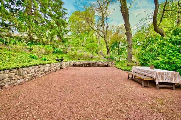$1,375,000 | 104 North Julian Street, Naperville, IL 60540