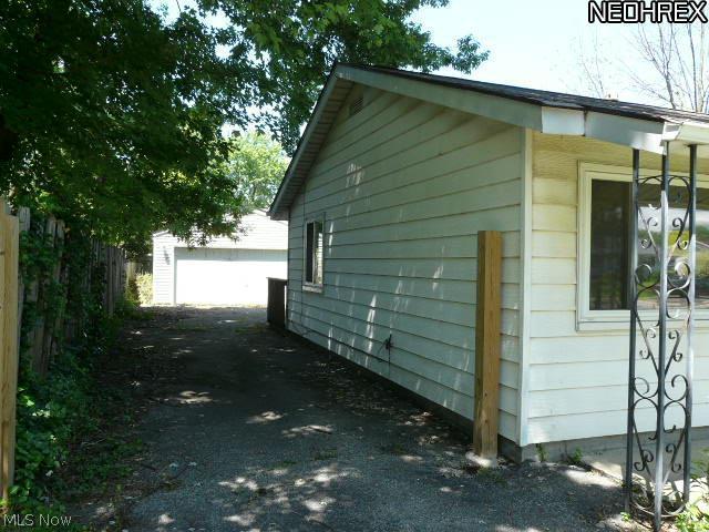 4111 Knickerbocker Road Sheffield Lake, OH 44054 - Photo 2 of 16 Gallery Image 2