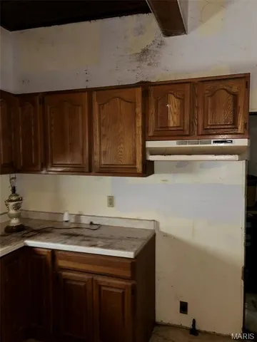 $30,000 | 303 Cedar Street, Harvel, IL 62538