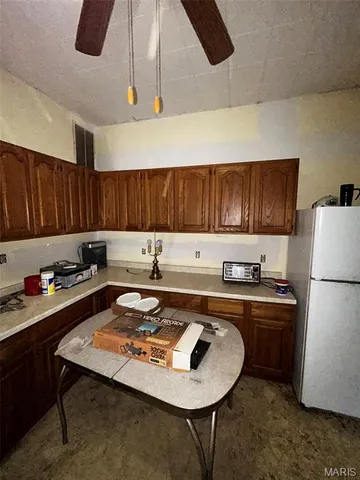 $30,000 | 303 Cedar Street, Harvel, IL 62538