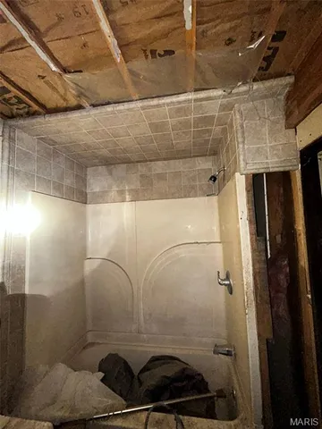 $30,000 | 303 Cedar Street, Harvel, IL 62538