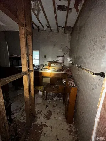 $30,000 | 303 Cedar Street, Harvel, IL 62538