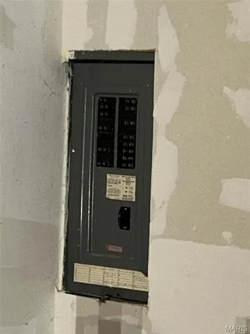 $30,000 | 303 Cedar Street, Harvel, IL 62538